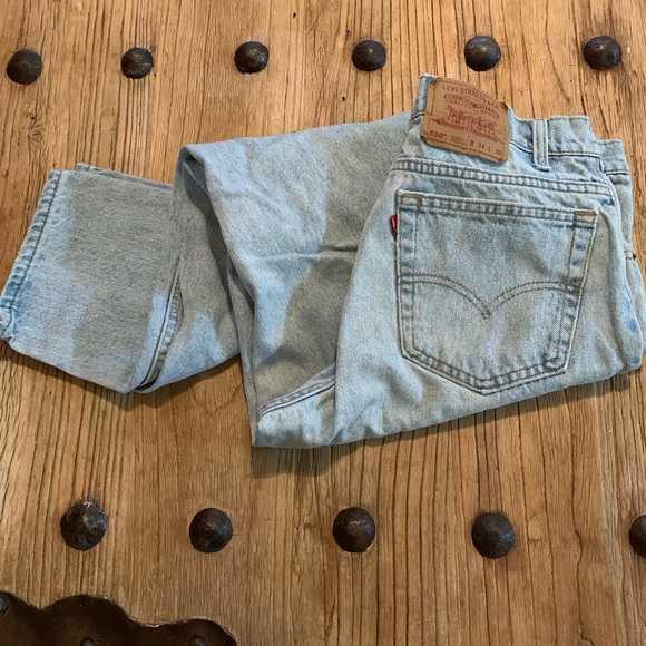 VINTAGE LEVIS Jeans 550 Relaxed Fit Light Stone Wash Red Tab - Picture 2 of 8